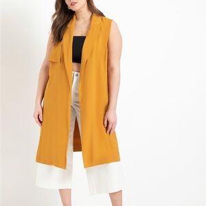 ELOQUII Gold Lightweight Sleeveless Trench (size 18)